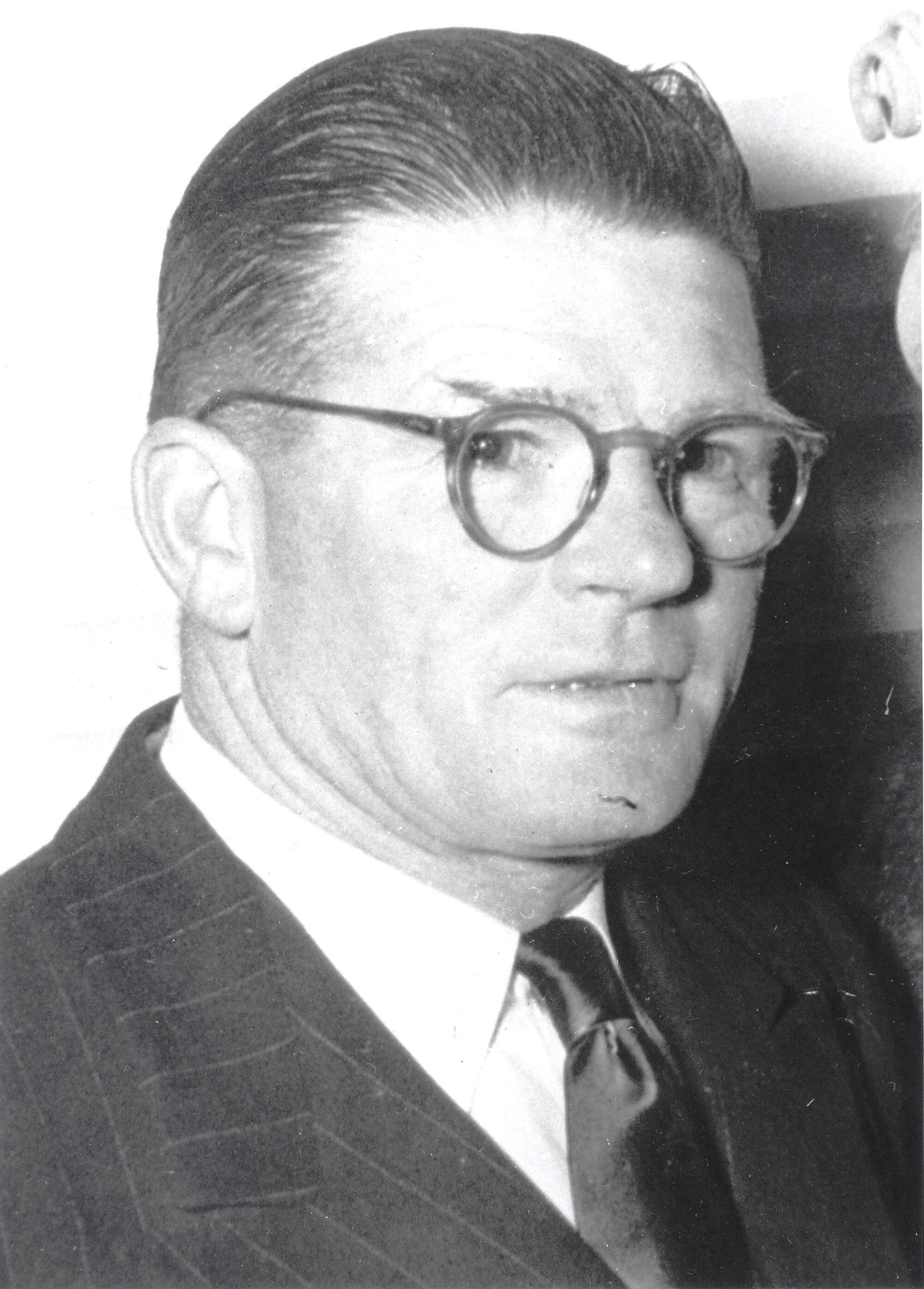 Hanlon, Jeremiah <b>John (Shire</b> President) c.1952 - page-local-history