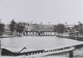 photo: lake view baths wangi