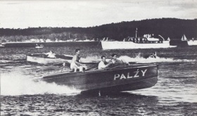 photo: chas trigg driving the boat palzy at toronto c.1950