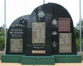 photo: redhead war memorial